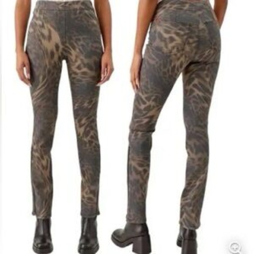 Urban Outfitters Brown Camouflage Skinny Pants